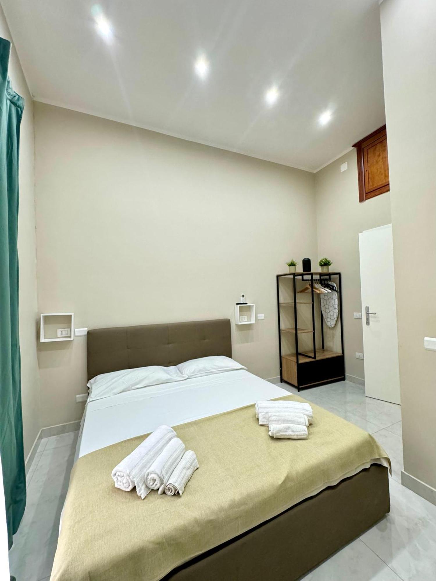 Royal Dream Bed & Breakfast Naples Exterior photo